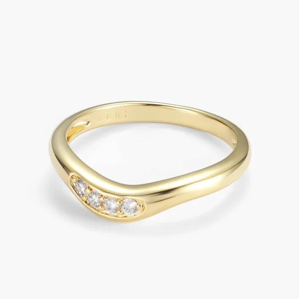 Alba Pavé Wave Ring