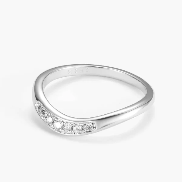 Alba Pavé Wave Ring
