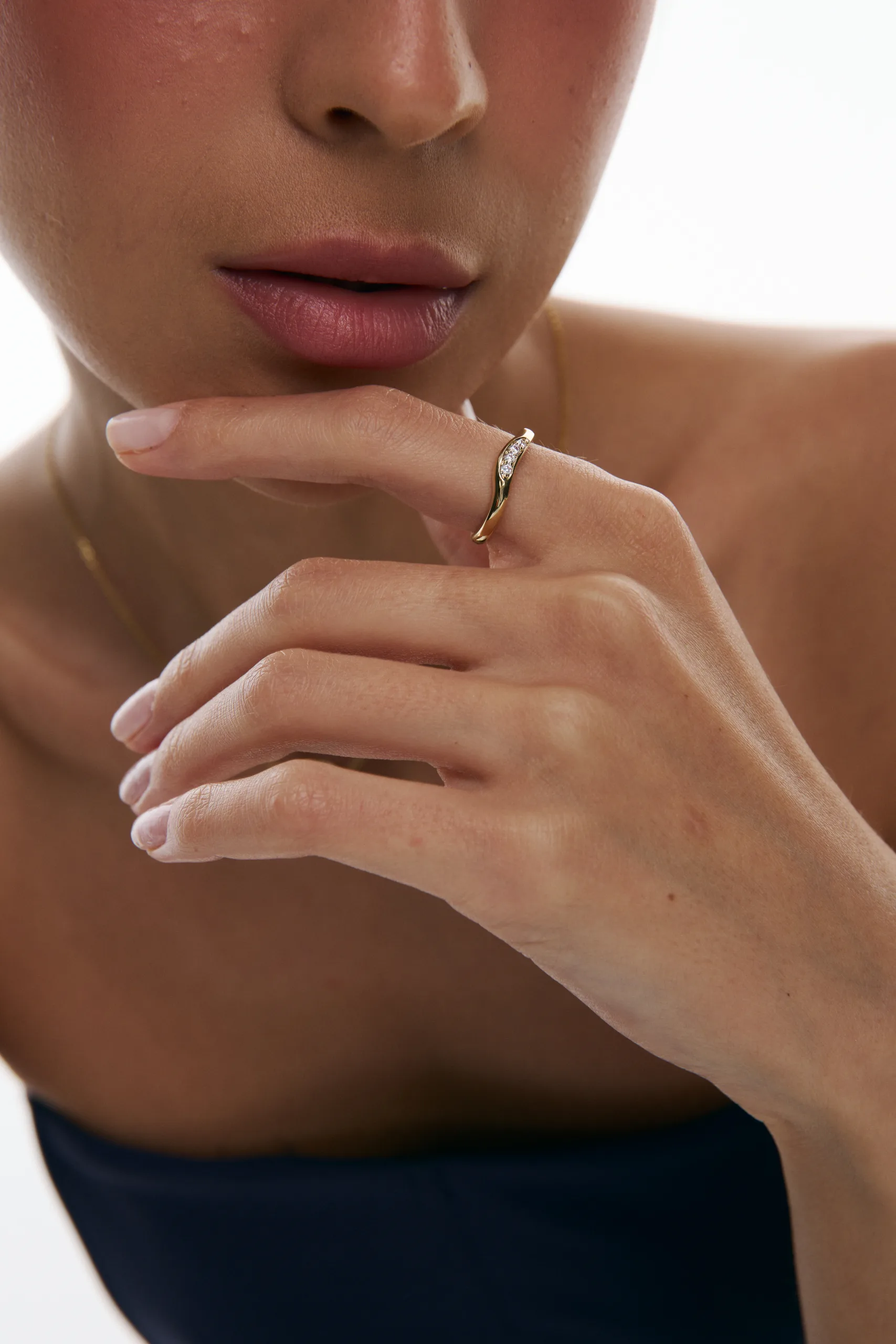 Rina Pavé Curve Ring — изображение 5
